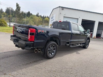 2023 Ford F-350SD Lariat