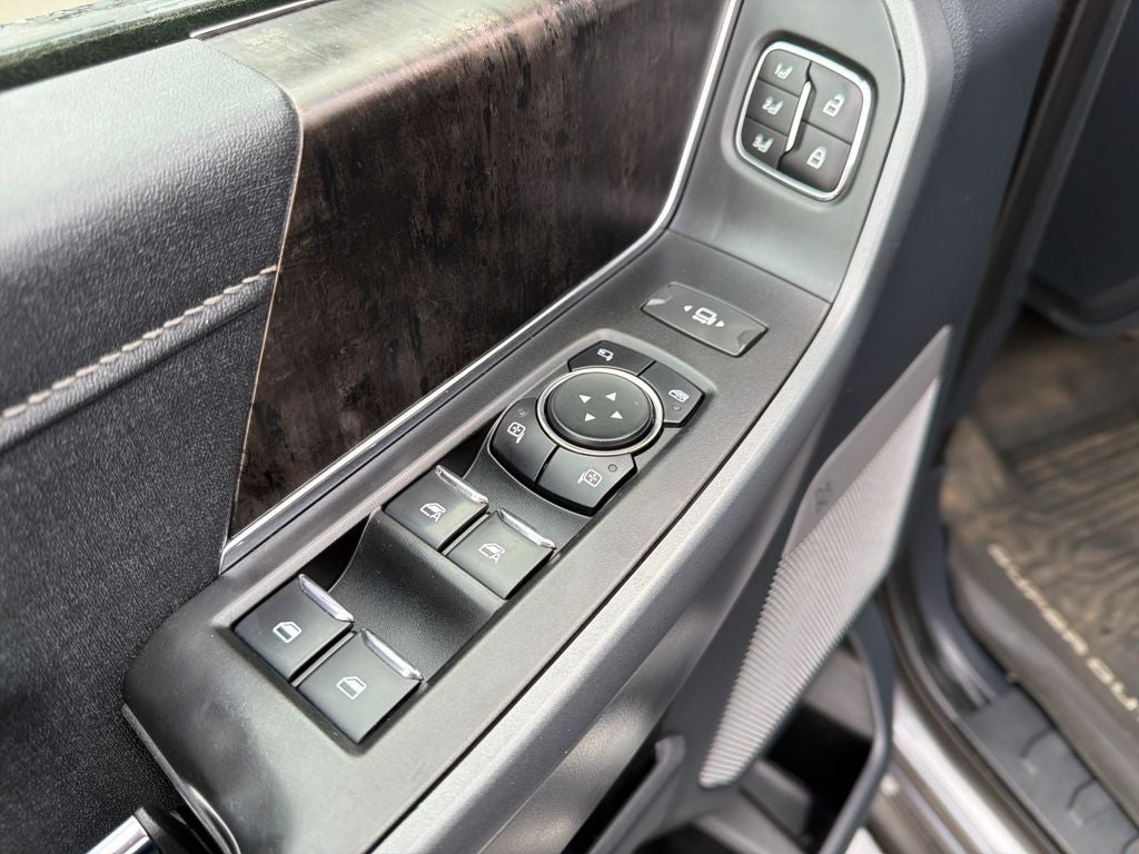 2023 Ford F-350SD Lariat DRW