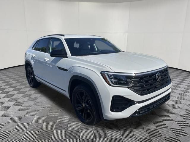 2026 Volkswagen Atlas Cross Sport 2.0T SEL R-Line Black