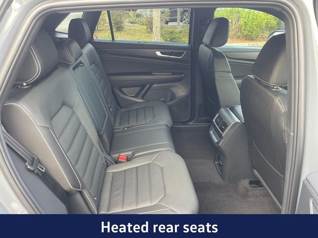 2026 Volkswagen Atlas Cross Sport 2.0T SEL R-Line Black