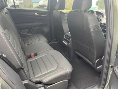 2026 Volkswagen Atlas Cross Sport 2.0T SEL R-Line Black