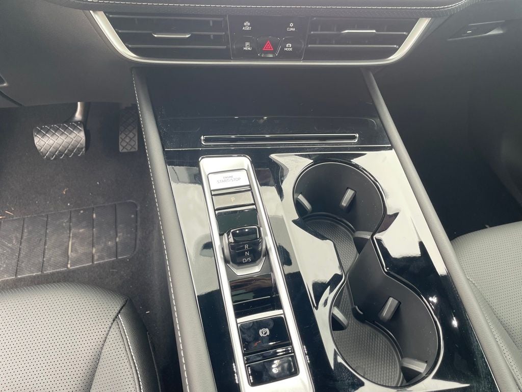 2026 Volkswagen Atlas Cross Sport 2.0T SEL