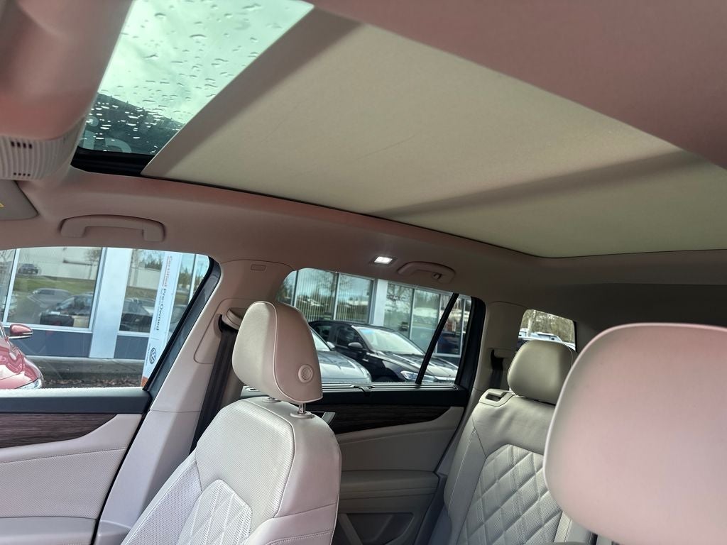 2024 Volkswagen Atlas 2.0T SEL Premium R-Line