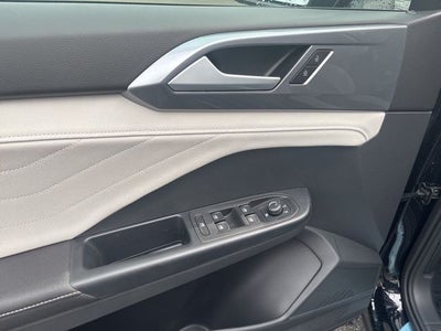 2025 Volkswagen Taos 1.5T SEL