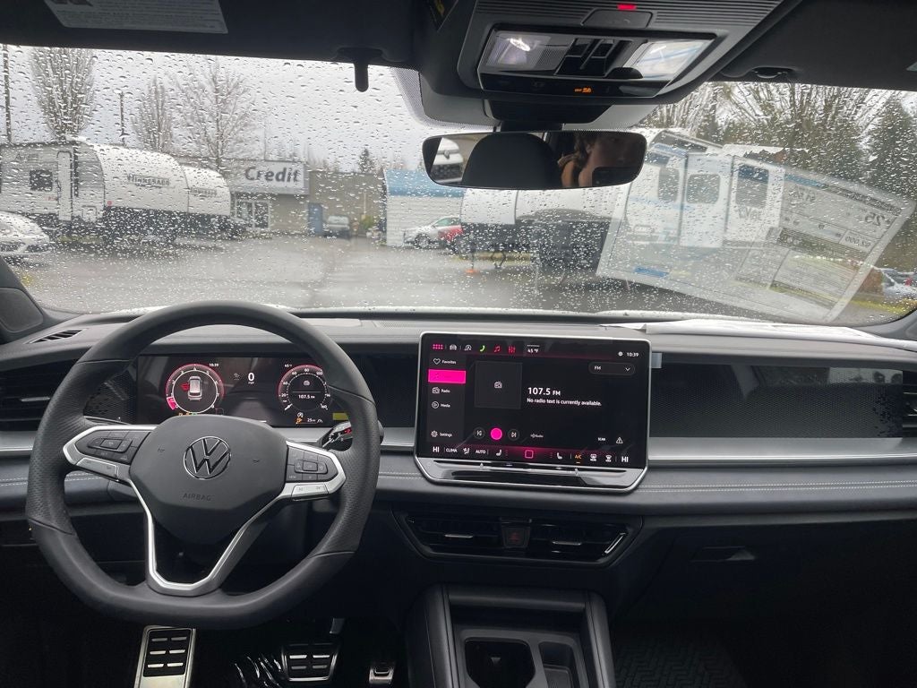 2026 Volkswagen Tiguan 2.0T SE R-Line Black