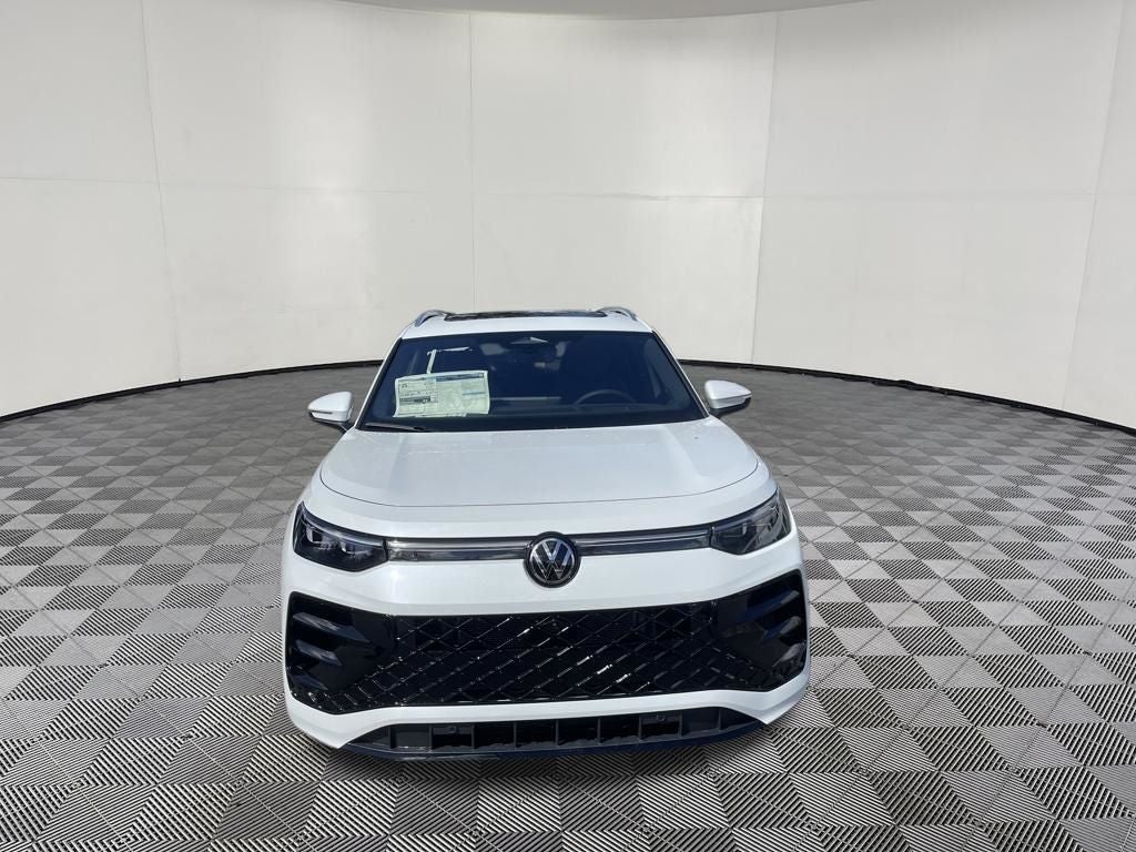 2026 Volkswagen Tiguan 2.0T SEL R-Line Turbo