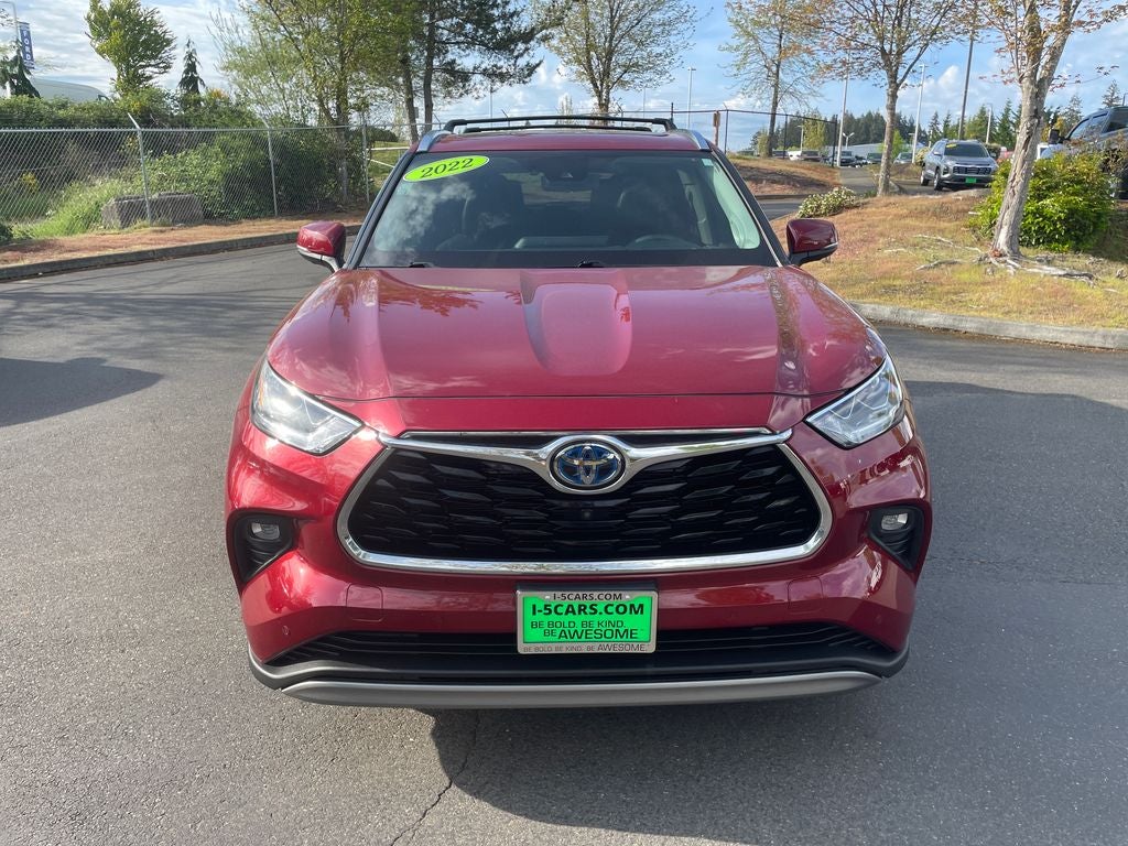 2022 Toyota Highlander Hybrid Platinum
