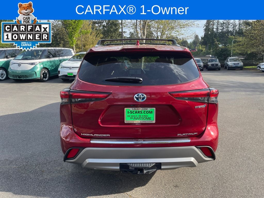 2022 Toyota Highlander Hybrid Platinum