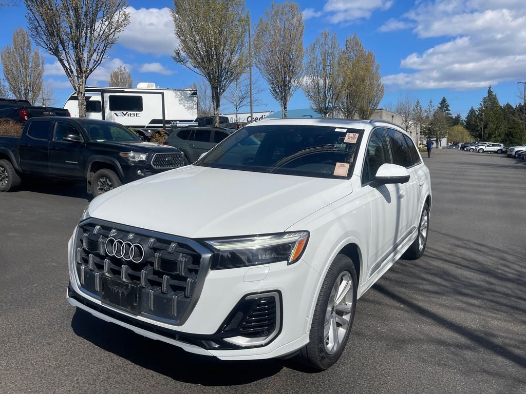 2025 Audi Q7 55 Premium Plus quattro