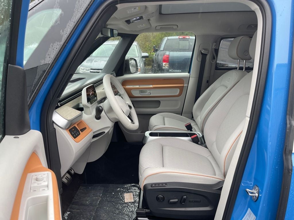 2025 Volkswagen ID. Buzz Pro S Plus