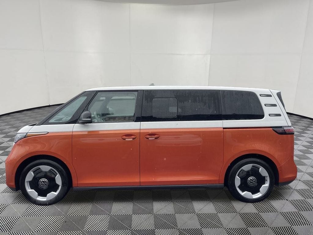 2025 Volkswagen ID. Buzz Pro S Plus