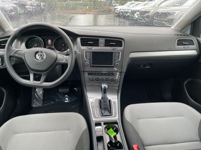 2016 Volkswagen e-Golf SE