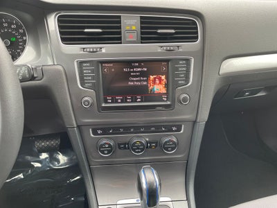 2016 Volkswagen e-Golf SE