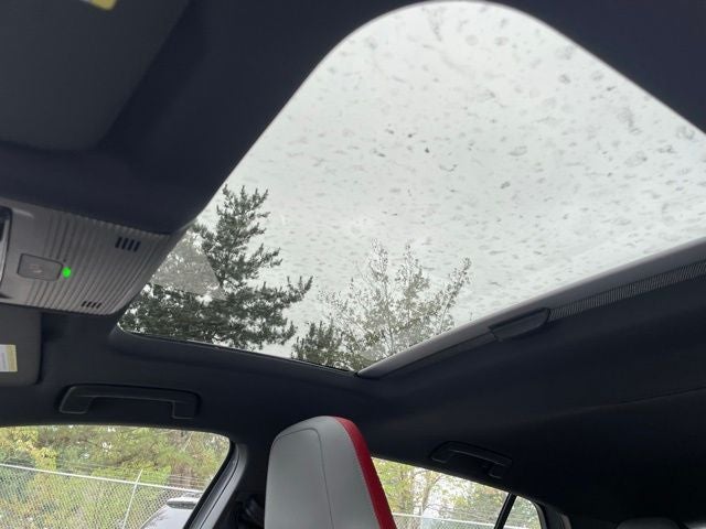 2025 Volkswagen Golf GTI Autobahn