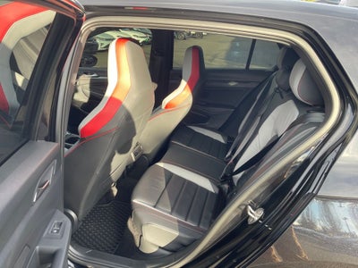 2024 Volkswagen Golf GTI Autobahn