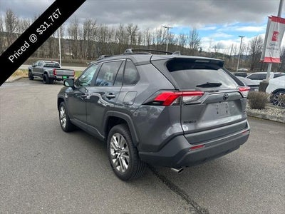 2022 Toyota RAV4 XLE Premium