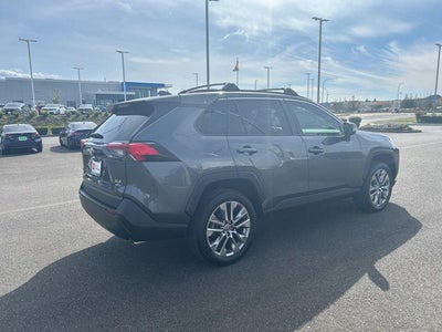 2022 Toyota RAV4 XLE Premium