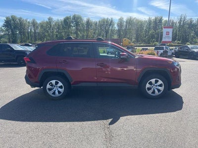2020 Toyota RAV4 LE