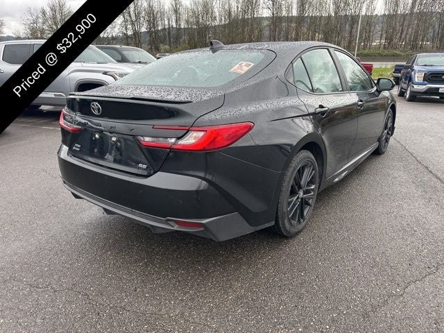 2025 Toyota Camry SE