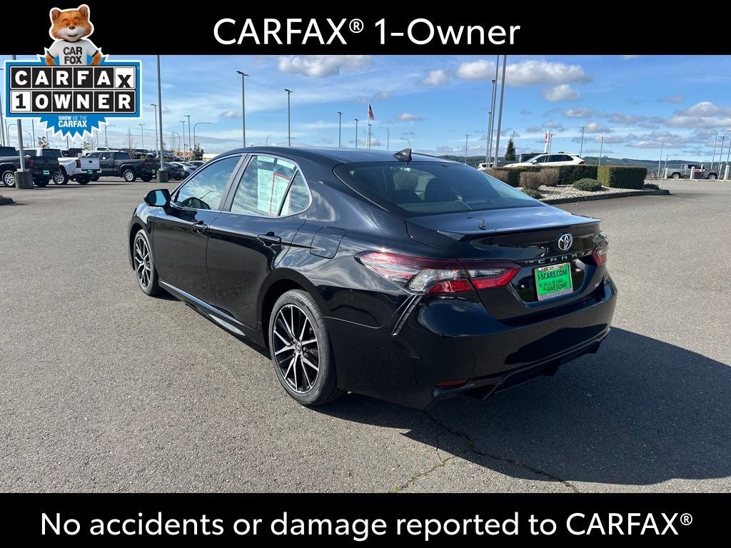 2024 Toyota Camry SE