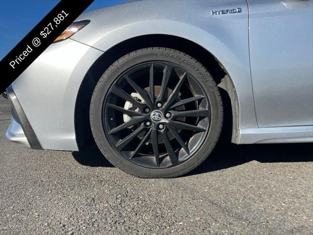 2021 Toyota Camry Hybrid XSE