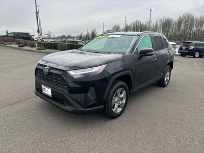 2025 Toyota RAV4 Hybrid XLE