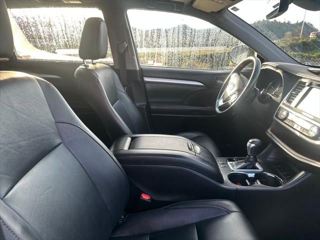2018 Toyota Highlander SE