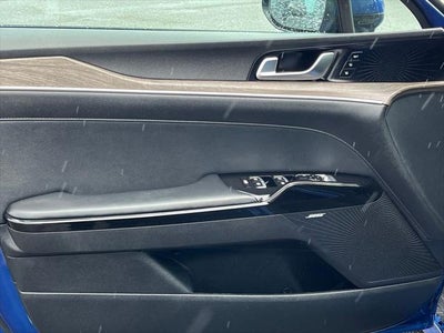 2022 Kia K5 EX