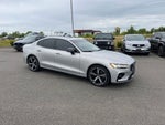 2024 Volvo S60 B5 Core Dark Theme
