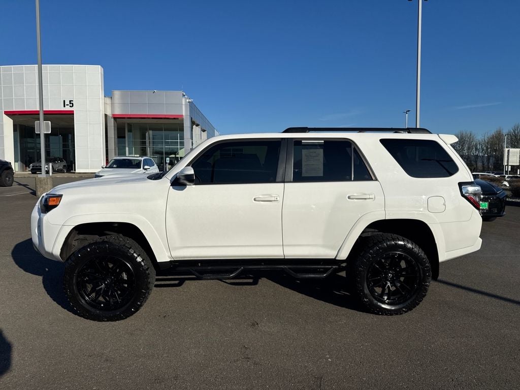 2021 Toyota 4Runner TRD Off-Road