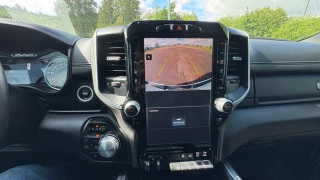 2023 RAM 1500 Laramie Crew Cab 4x4 5'7' Box