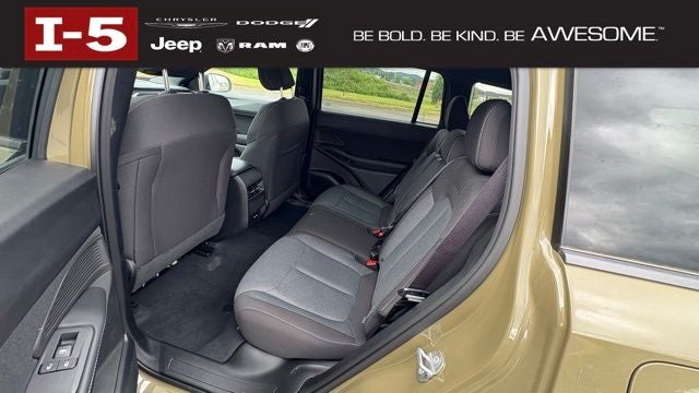 2026 Jeep Cherokee CHEROKEE LAREDO 4X4