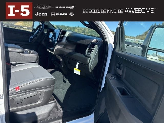 2026 RAM Ram 3500 RAM 3500 TRADESMAN CREW CAB 4X4 8' BOX