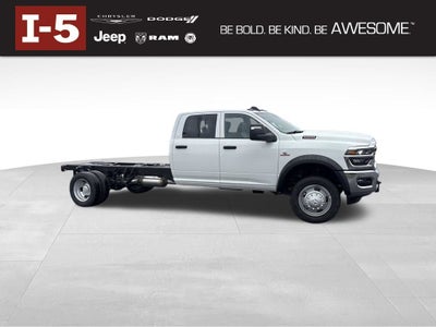 2026 RAM Ram 5500 Chassis Cab RAM 5500 TRADESMAN CHASSIS CREW CAB 4X4 84' CA