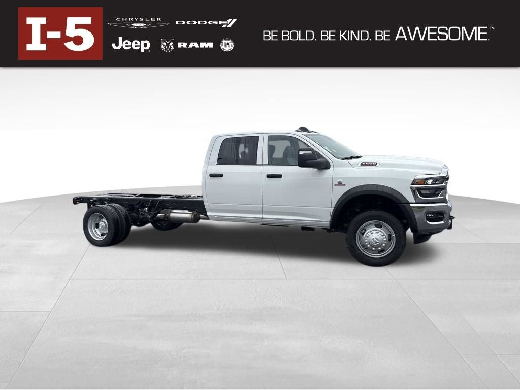 2026 RAM Ram 5500 Chassis Cab RAM 5500 TRADESMAN CHASSIS CREW CAB 4X4 84' CA