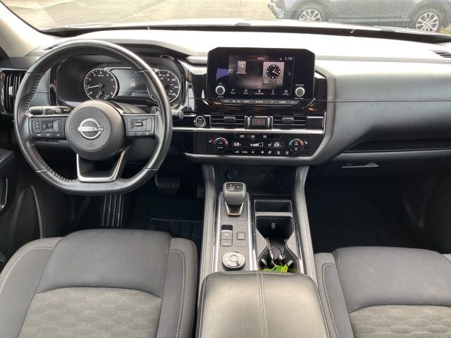 2023 Nissan Pathfinder SV 4WD