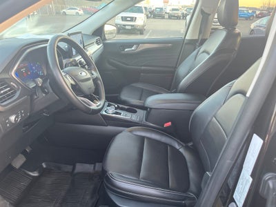 2022 Ford Escape Hybrid Titanium