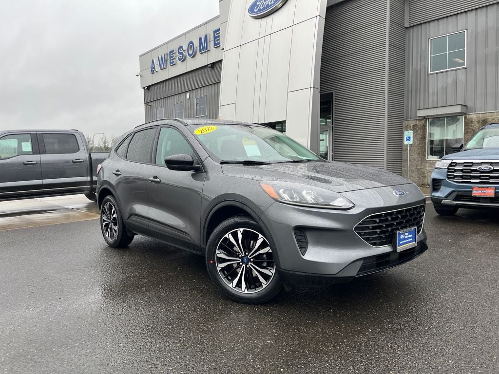 2022 Ford Escape SE