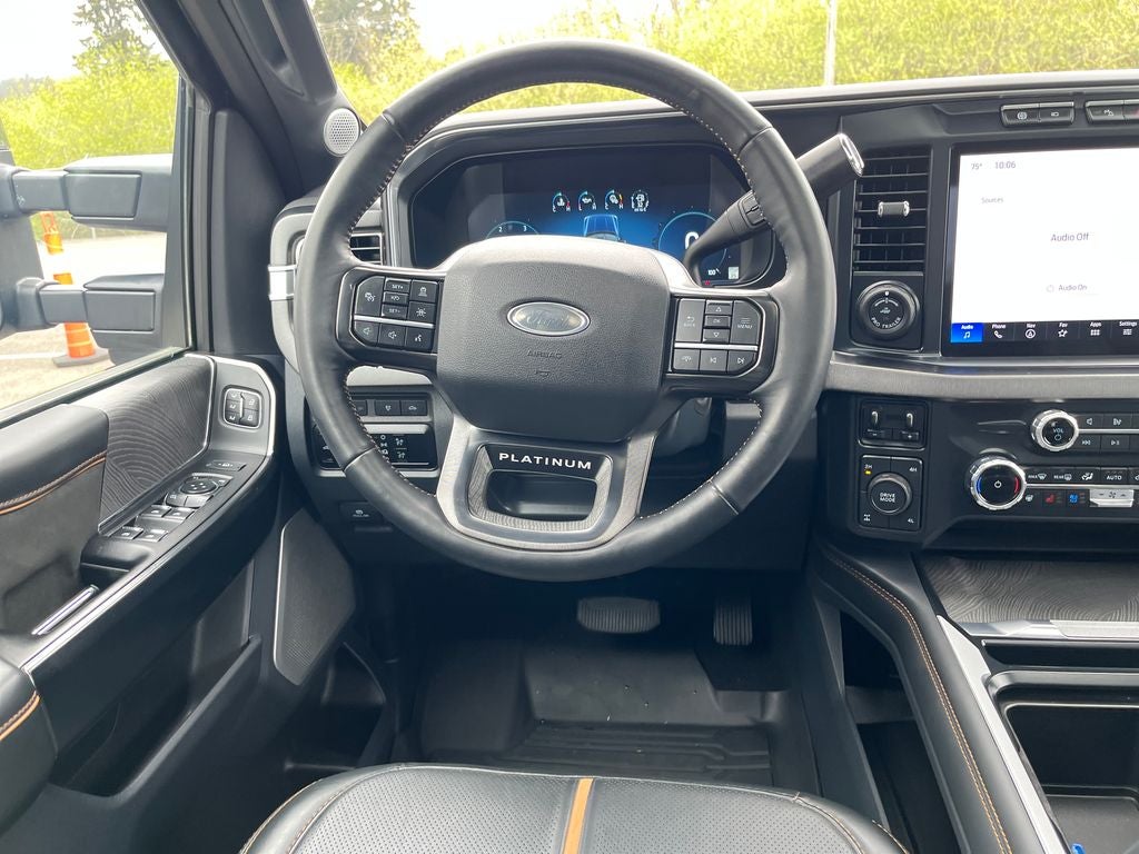 2023 Ford F-350SD Platinum