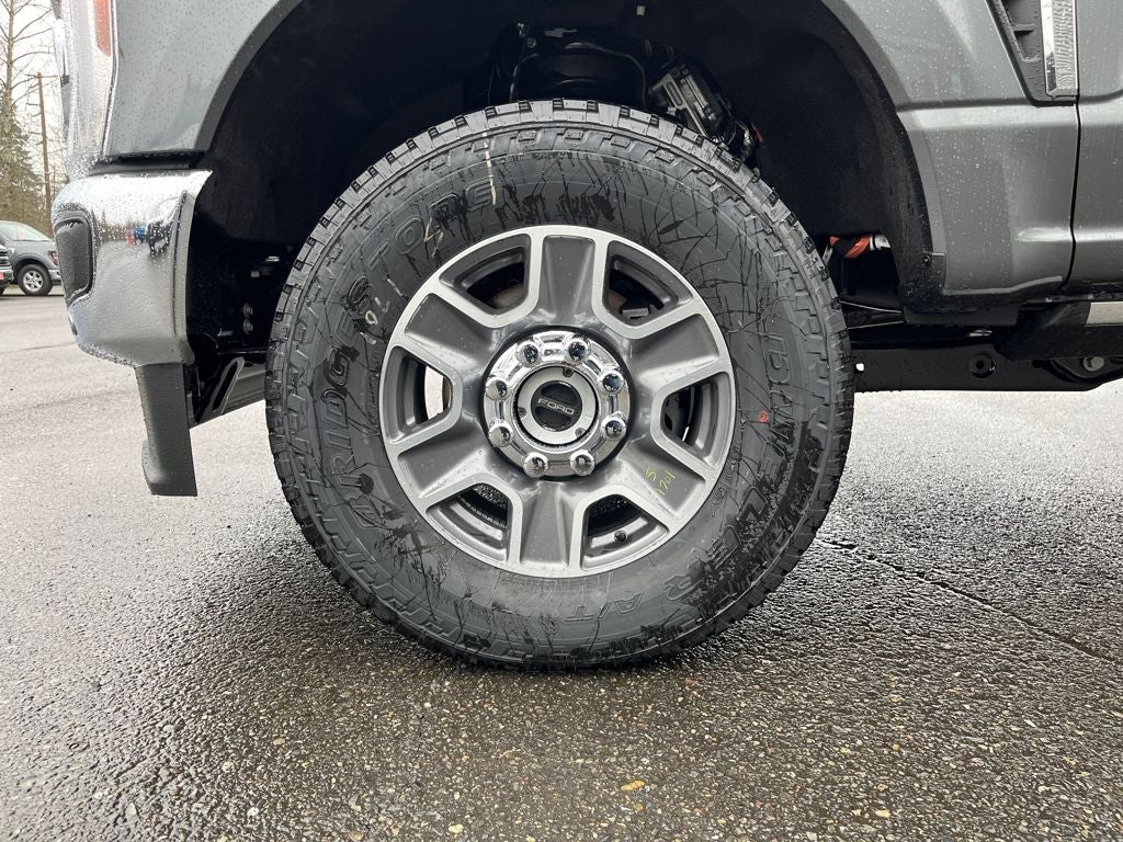 2026 Ford F-350SD Lariat