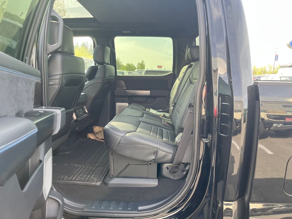 2026 Ford F-450SD Platinum DRW