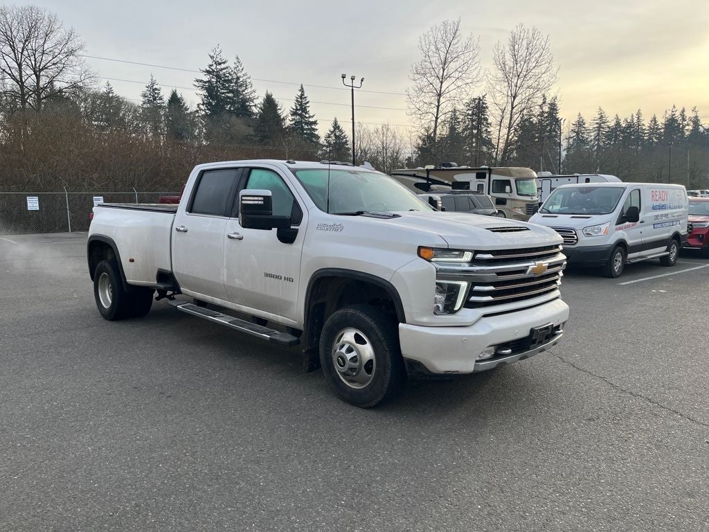 2022 Chevrolet Silverado 3500HD High Country