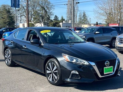 2022 Nissan Altima 2.5 SV