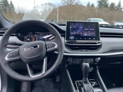 2024 Jeep Compass Latitude Lux