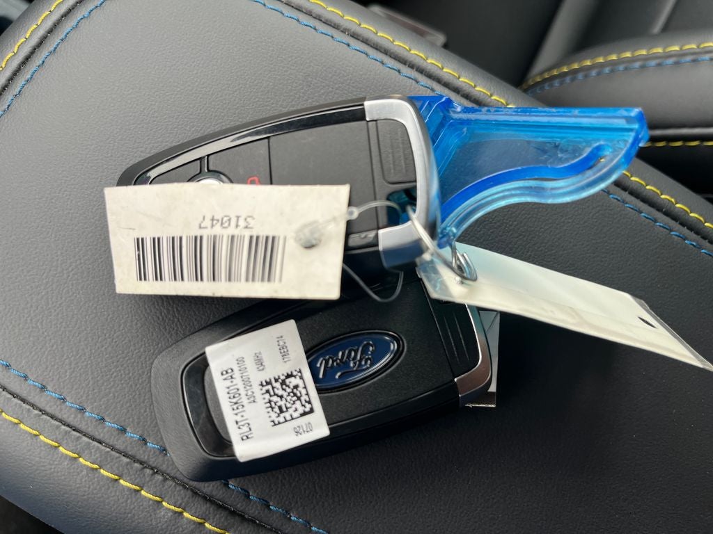 2026 Ford Maverick Lobo Standard