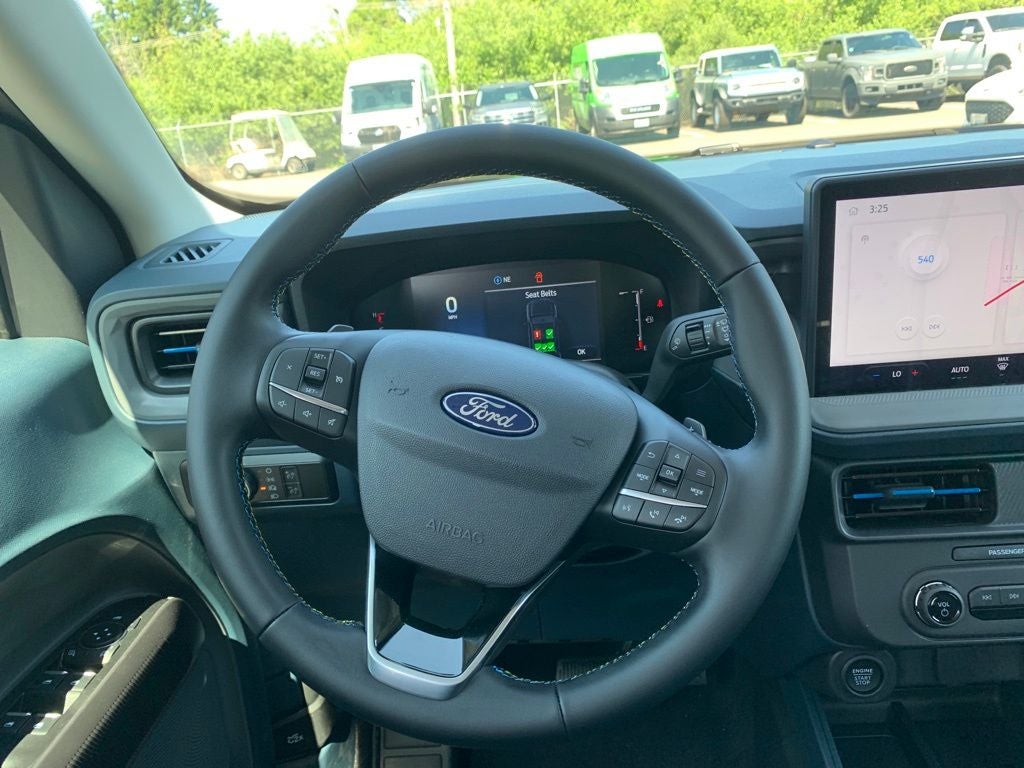 2025 Ford Maverick lobo