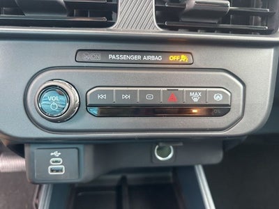 2025 Ford Maverick XL