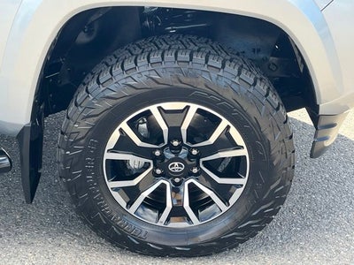 2023 Toyota Tacoma TRD Sport V6