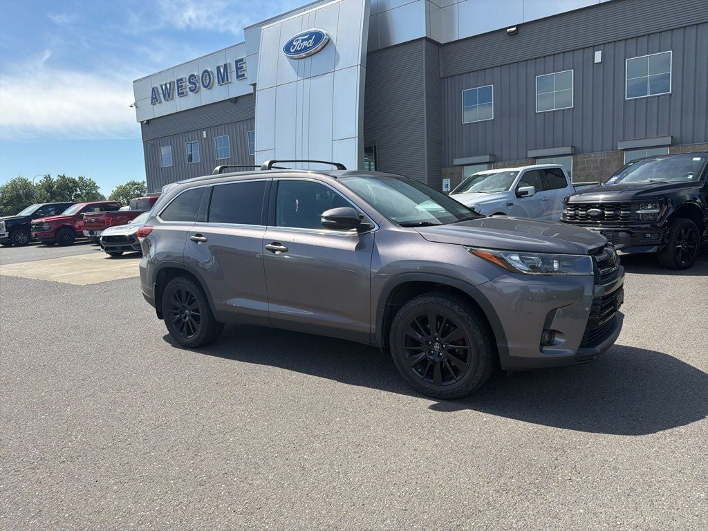2019 Toyota Highlander SE