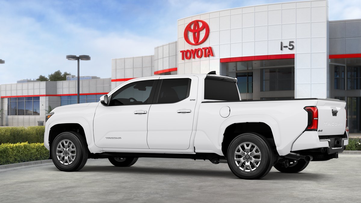 2026 Toyota Tacoma SR5